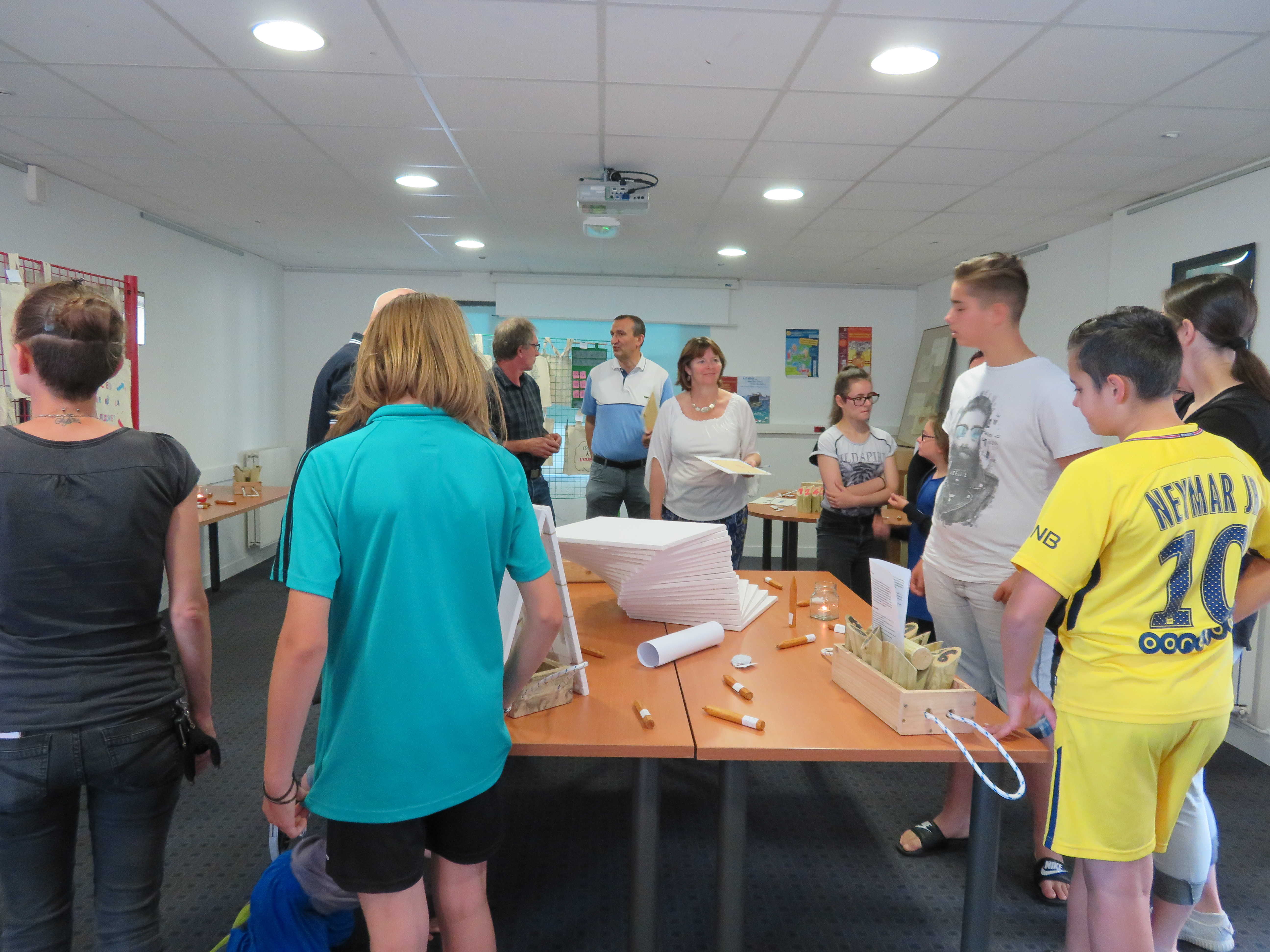 Format: JPEG Format: JPEG